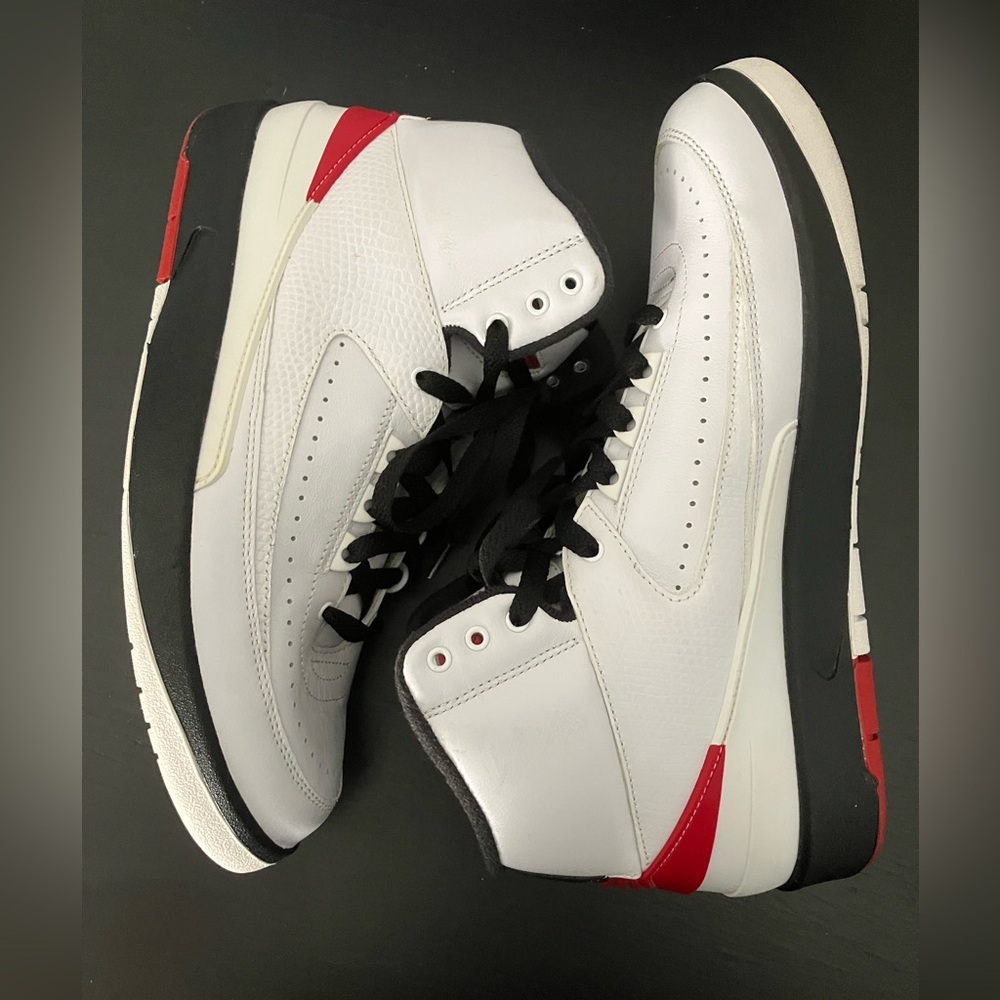 Nike Air Jordan 2 Retro Chicago 2022 Sneakers Shoes Bulls Michael Dunk Contest - Picture 4 of 10